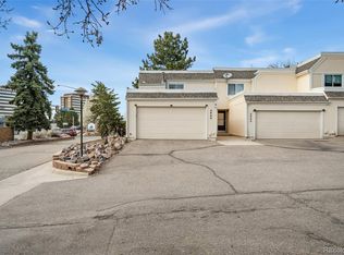 2960 S Parker Ct, Aurora, CO 80014