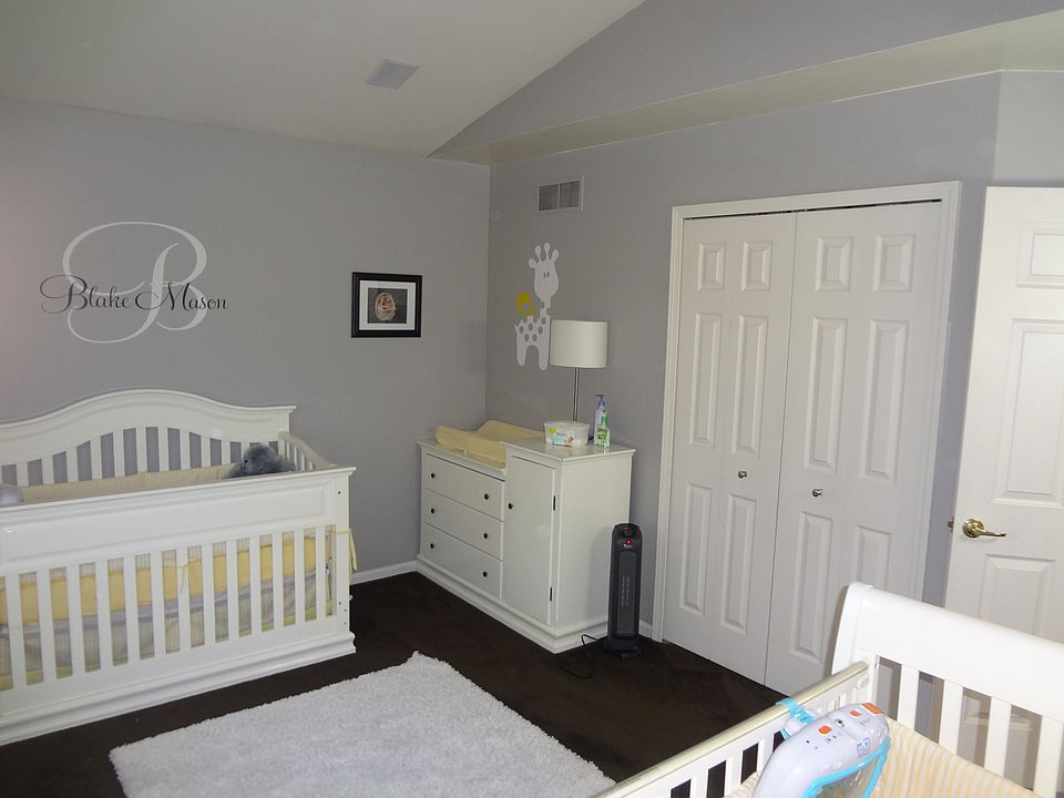 1st image of 393 Victorian Ct #24