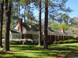 101 Oakview Dr, Darlington, SC 29532