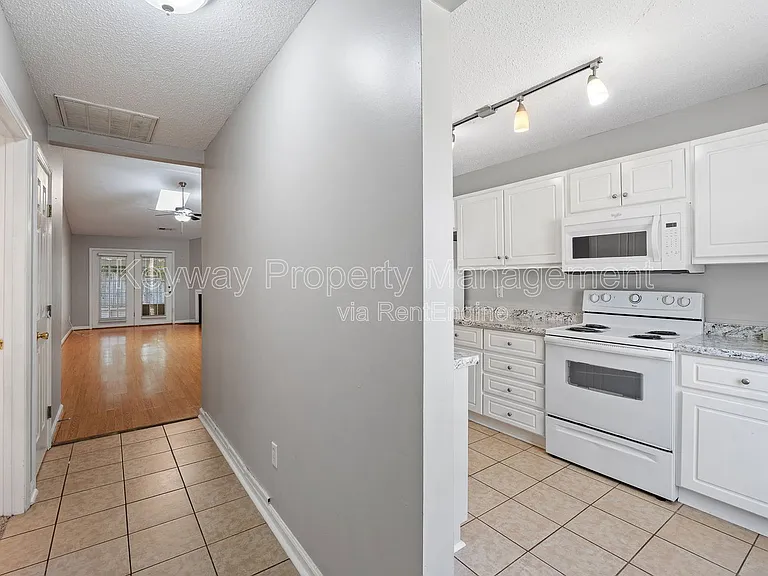 133 Single Tree Ln SW — Photo 4