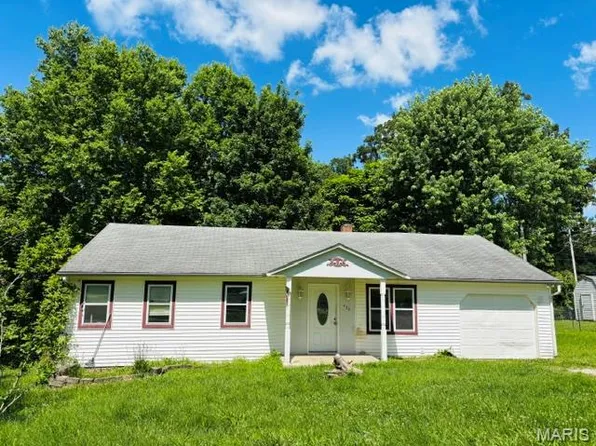 436 Hickory St, Steelville, MO 65565