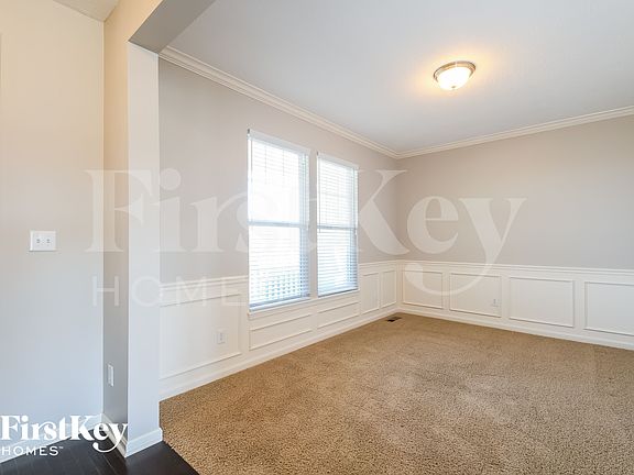 4th image of 8496 N Tanglewood Cir