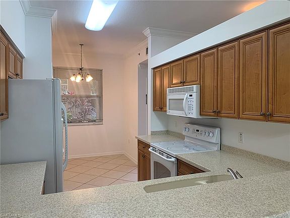 5th image of 19920 Barletta Ln Unit 1413