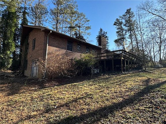 5th image of 3955 Demooney Rd