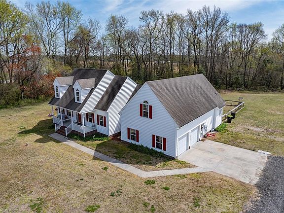 2nd image of 19034 Oliver Drive