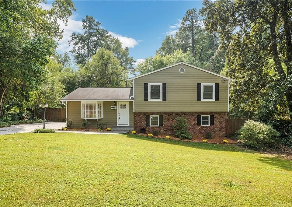 1st image of 2080 Nancy Cir SE