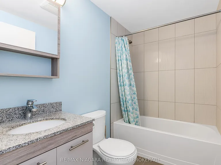308 Lester St #401 — Photo 11