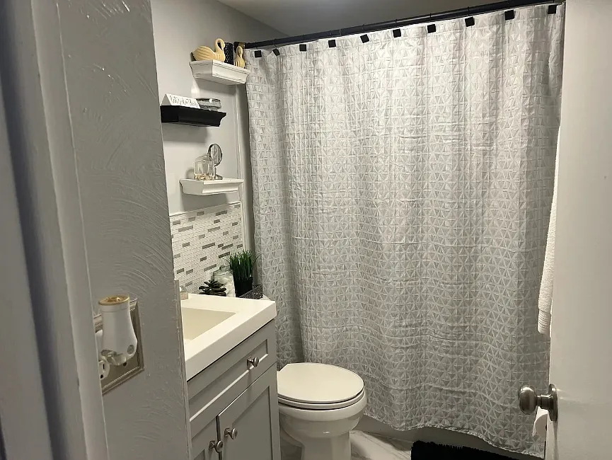 2 bed, 925 sqft, $1,200 — Photo 2