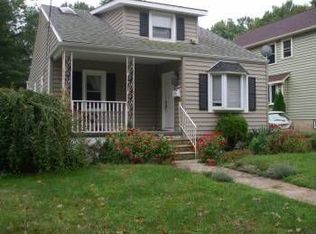 1114 Sycamore St, Haddon Heights, NJ 08035