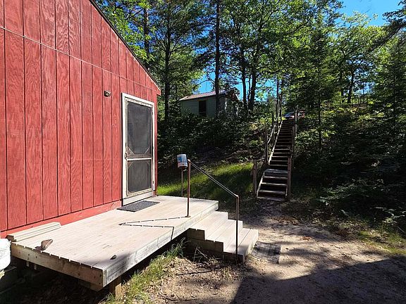 3rd image of 33272 W Betsy River Rd