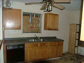 2nd image of 707 Blaine Ave
