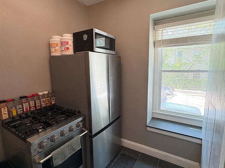 1126 S 47th St #4 — Photo 9