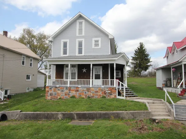 71 Church St, Falls Creek, PA 15840