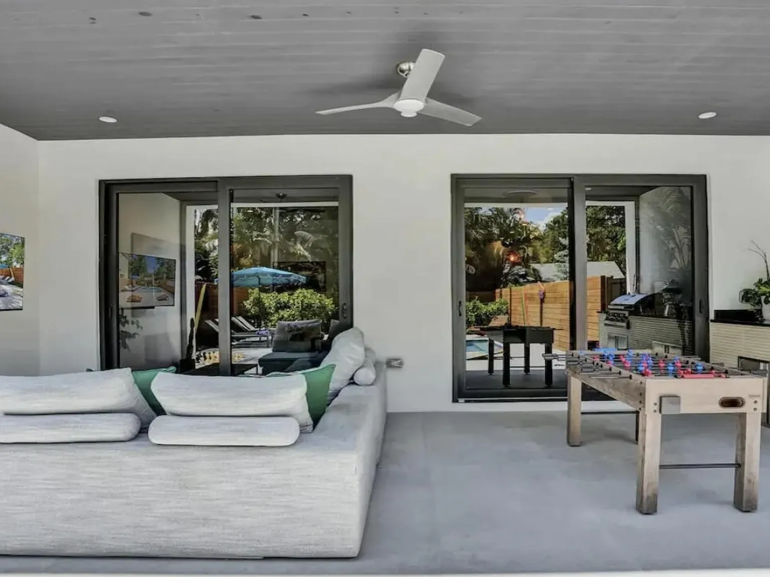 4 bed, 2.5 bath, 2150 sqft, $7,500 — Photo 3