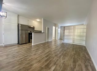 12000 Magnolia Blvd #202, Valley Village, CA 91607