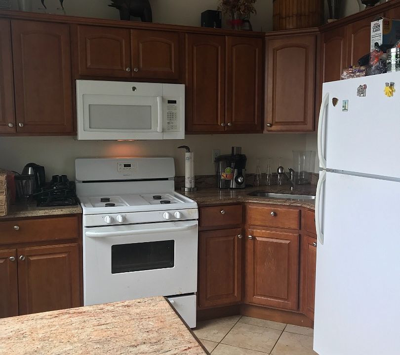 1st image of 224 Bay St
