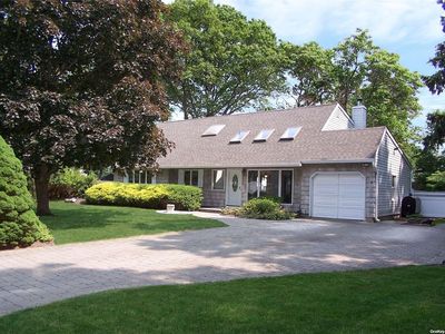 4 Chambers Street, Coram, NY, 11727