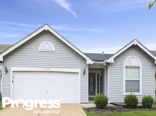 12827 High Crest St, Florissant, MO 63033