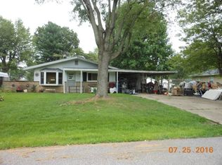 916 S Washington St, Princeton, IN 47670