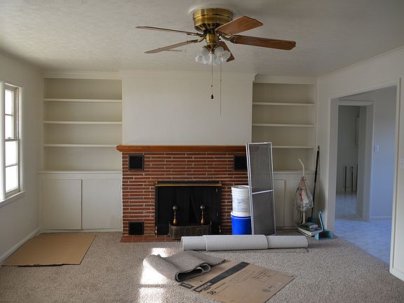 4th image of 306 E 12th St