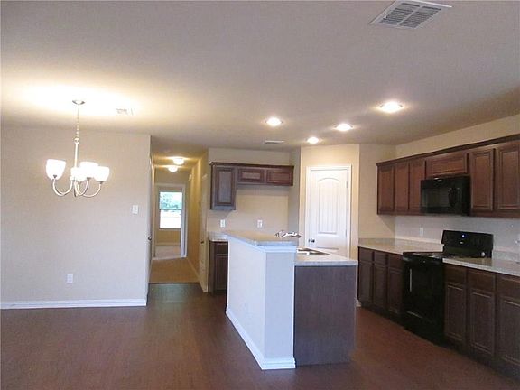 2nd image of 733 River Hill Ln