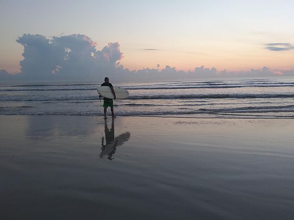Morning sunrise on Crescent Beach.