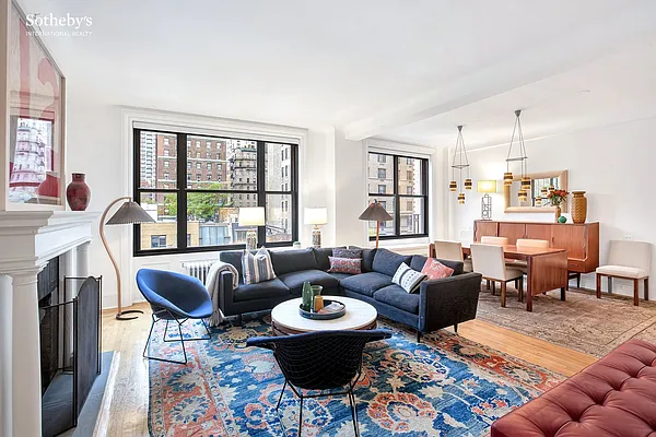 Sold by Sotheby's International Realty | media 18