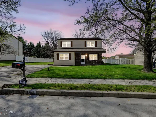 140 Wildflower Dr, Plymouth Meeting, PA 19462