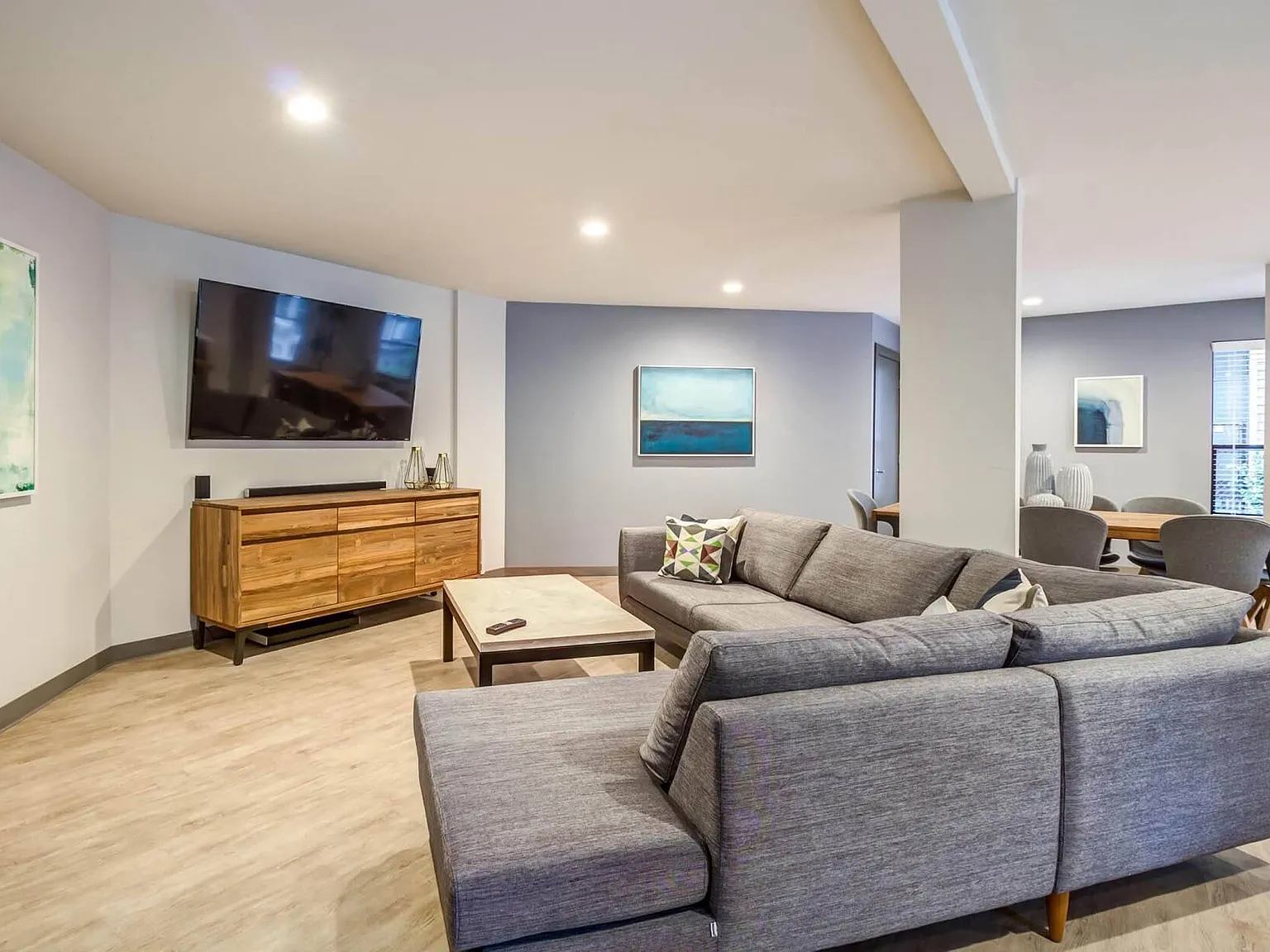 Brackett Apartments — Photo 4