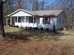 190 Red Bud Cir, Big Sandy, TN 38221