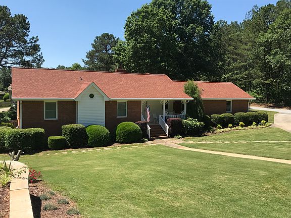3rd image of 2713 Melanie Ct