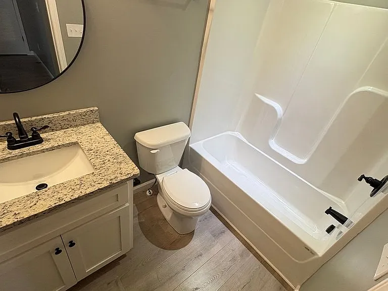 705 Haley St — Photo 9