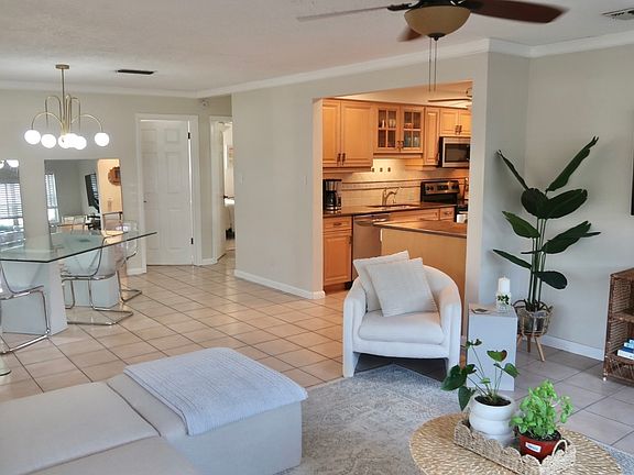 5th image of 4571 Beacon Dr