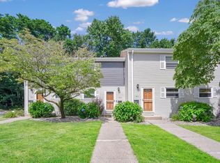 140 Autumn St APT B, Agawam, MA 01001