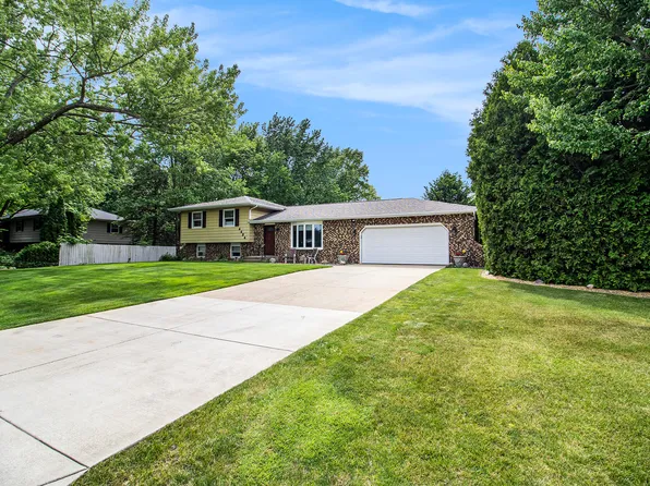 4434 Budlee Dr, Michigan City, IN 46360