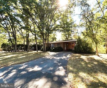 689 Magnolia Rd, Vineland, NJ, 08360