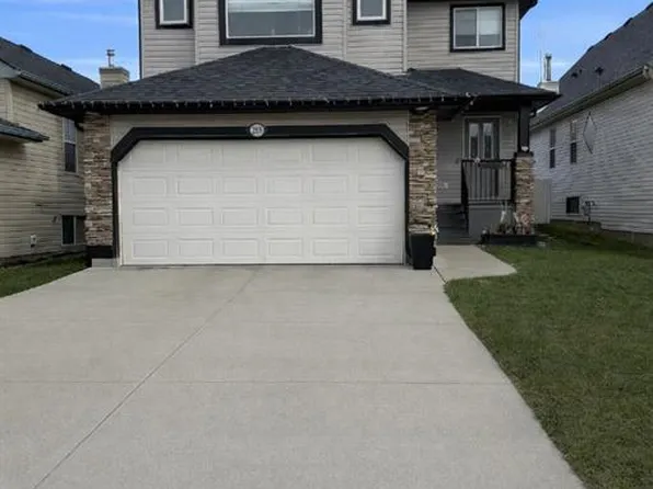 265 S Bridlemeadows Cmn SW, Calgary, AB T2Y 4V4