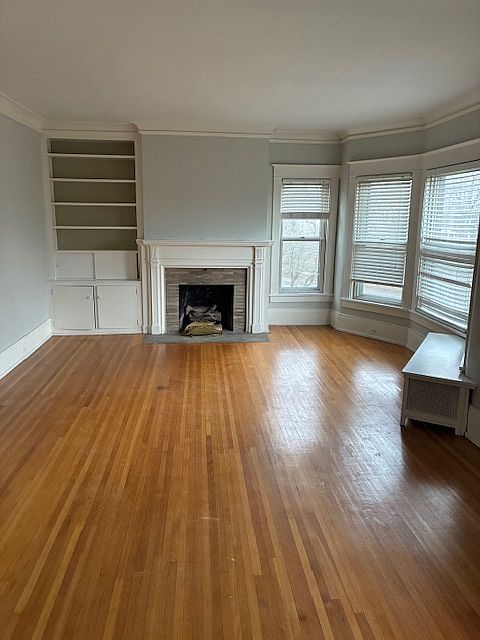 1st image of 1 Windsor Ave