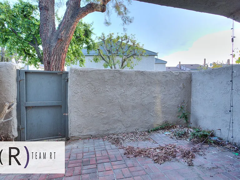 1740 Puente Ave — Photo 35