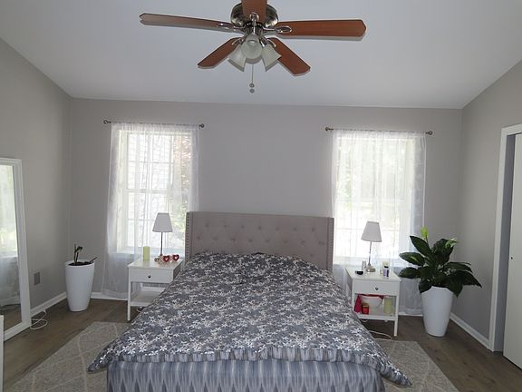 3rd image of 16 Fair Oaks Ct