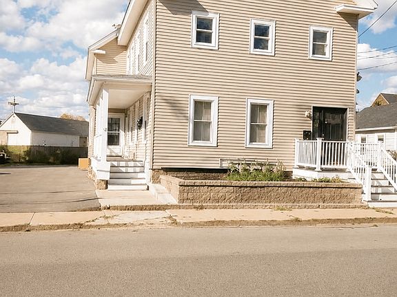 5th image of 18 Winter St #A