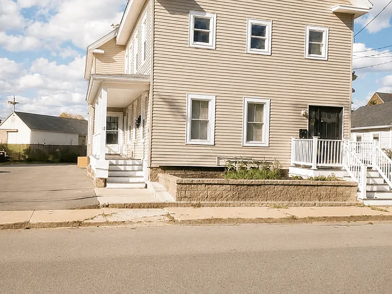 18 Winter St — Photo 5