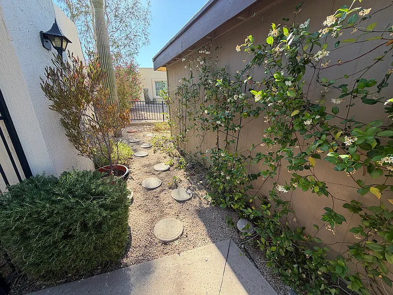 37801 N Cave Creek Rd #39 — Photo 11