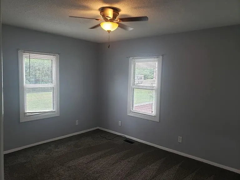 6847 Curran Rd — Photo 9