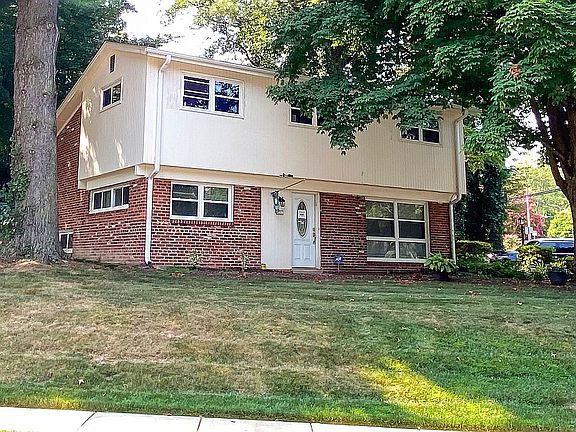 Heart of Fairfax Location