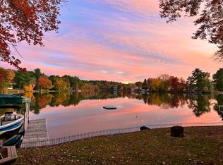 33 Adams Rd, Sturbridge, MA 01566