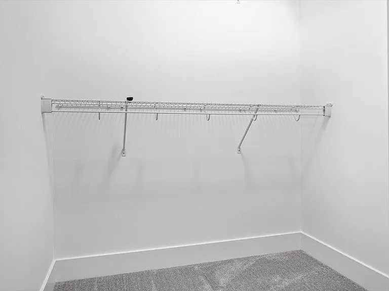 1627 Duncannon Dr — Photo 24