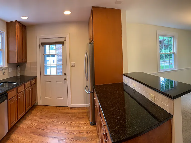1524 Knox Rd — Photo 7