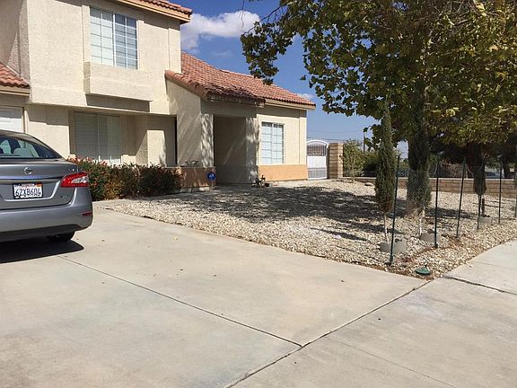 2nd image of 1511 W Tigertail Ct W Ct