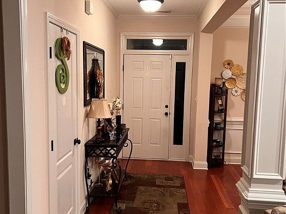 4th image of 2120 Wyndam Blvd